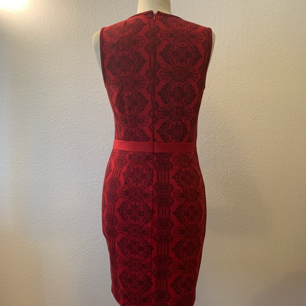 Dress - Picture 2 of 2